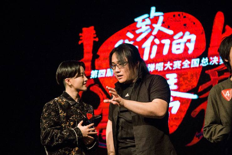 第四届“s36沙龙会吉他女声弹唱大赛”总冠军出炉<br />温格夺冠，董冬冬担任评委